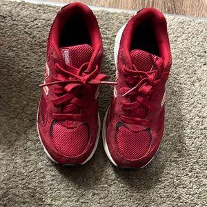 Kids New Balance 888v2